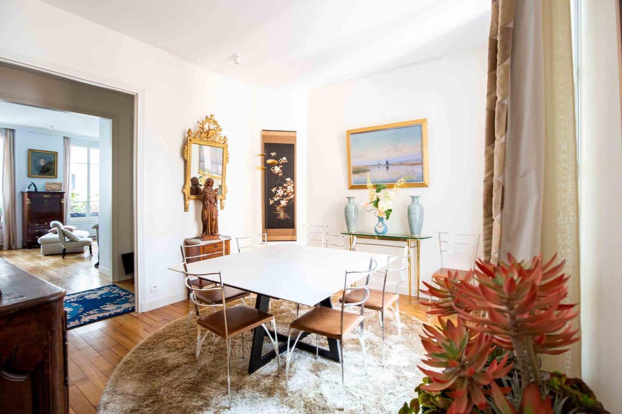 Veeve - Artful Elegance Paris