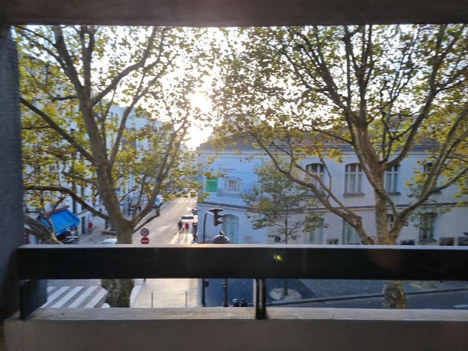 Hey Entire * Paris