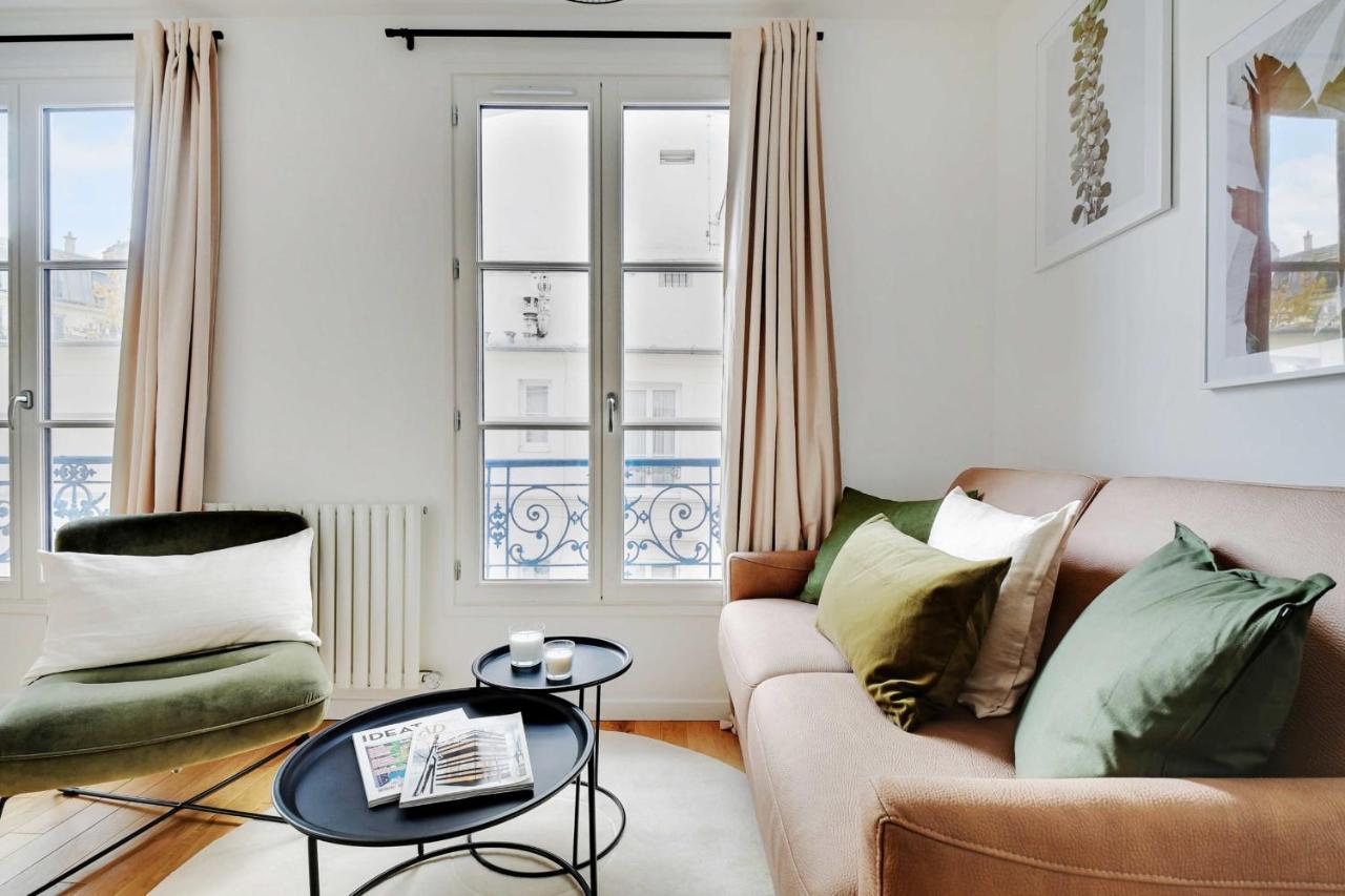 Amazing 1br4p Cremieux Gare De Lyon Apartment Paris