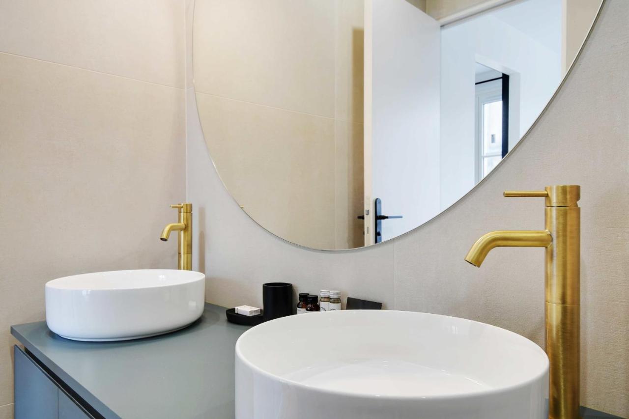 Amazing 1br4p Cremieux Gare De Lyon Apartment Paris