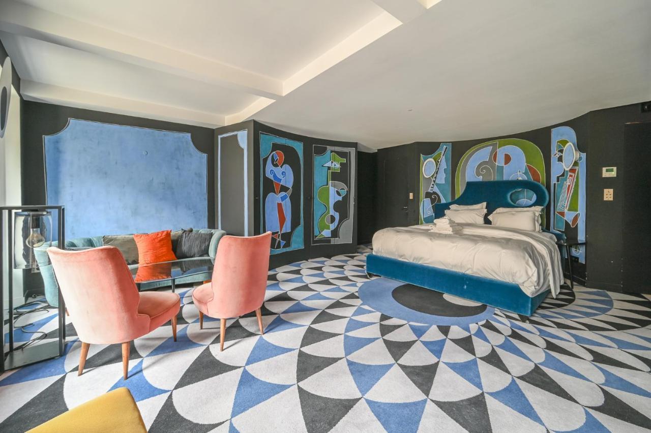 Exceptional In Saint Germain Des Près Appartement
