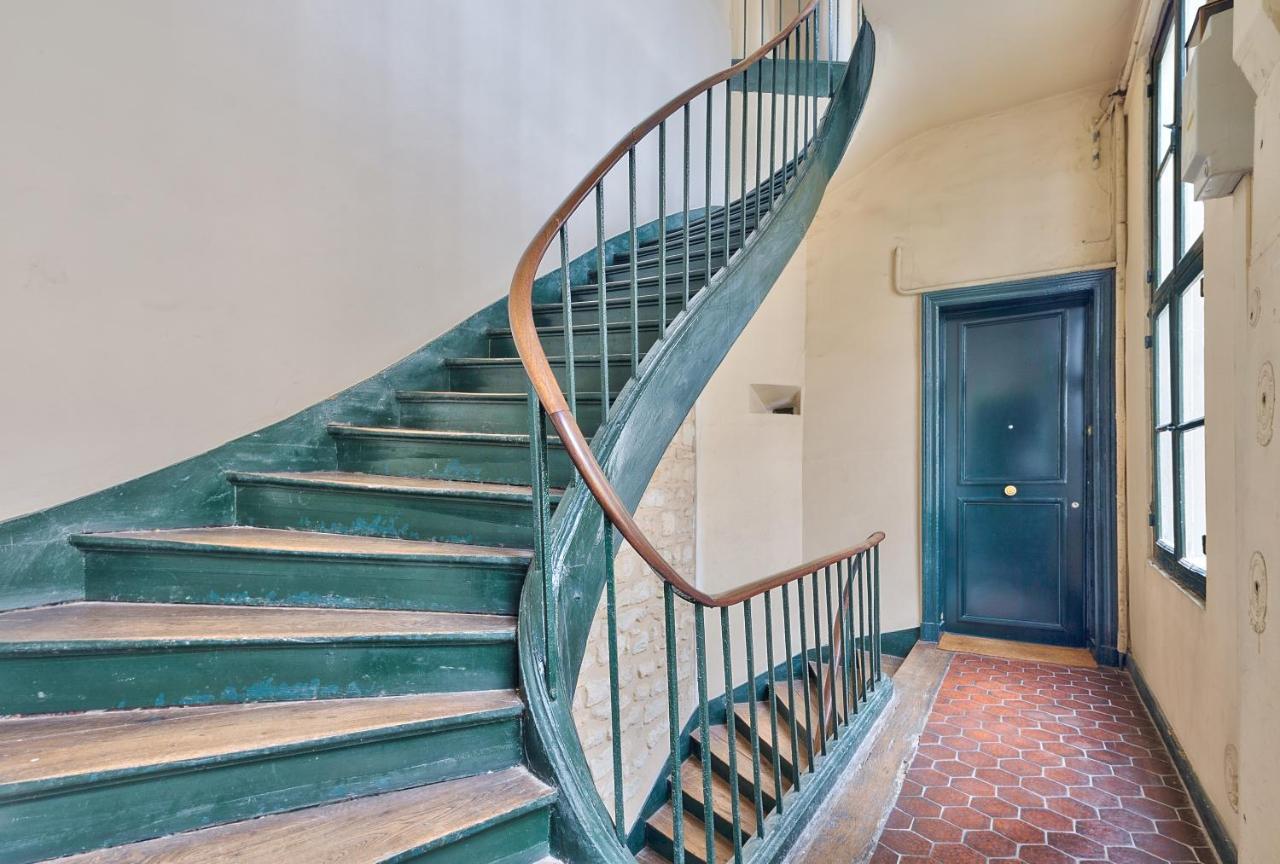 De Standing 4 Etoiles Sur L'ile Saint-louis By Weekome Apartamento Paris