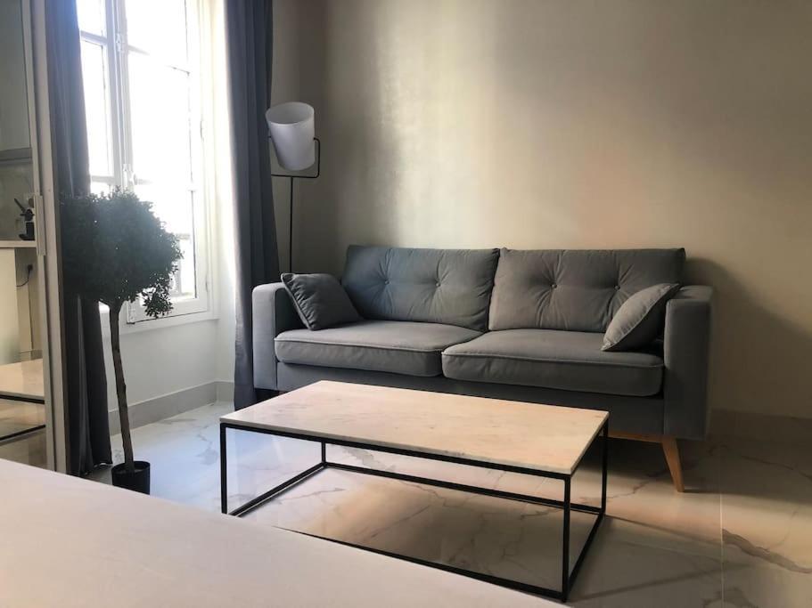 Studio Place Des Vosges * Paris