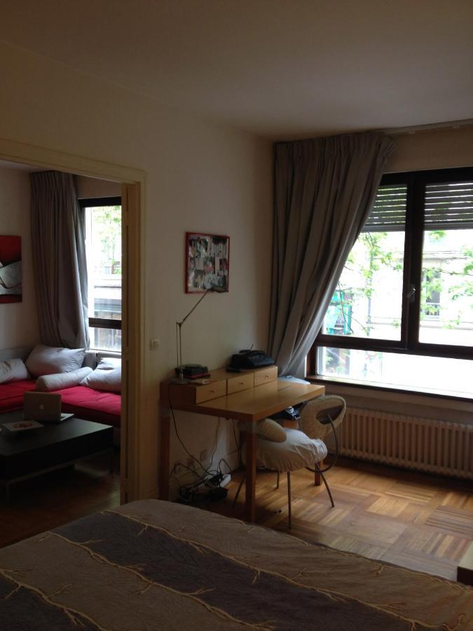 The Atrium: Luxe Parisian Retreat Near Eiffel Tower Paris