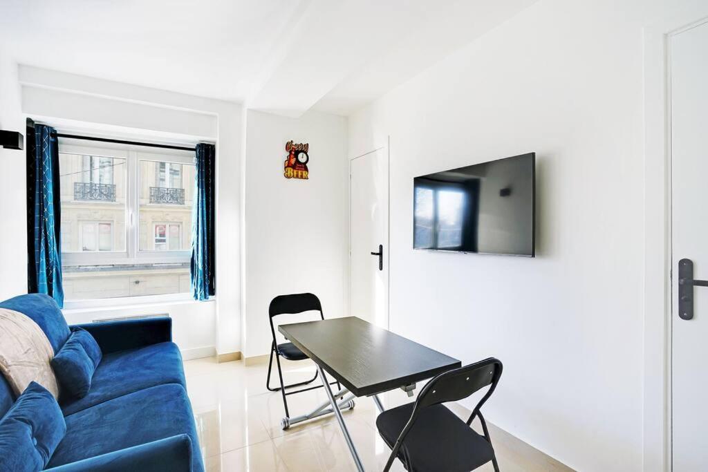 Apartment Magnifique 4 Personnes 18eme *