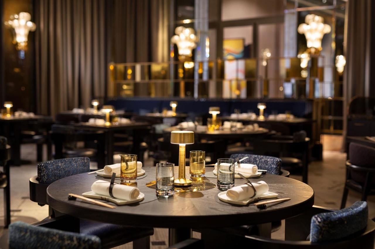 Prince De Galles, A Luxury Collection Hotel, Paris