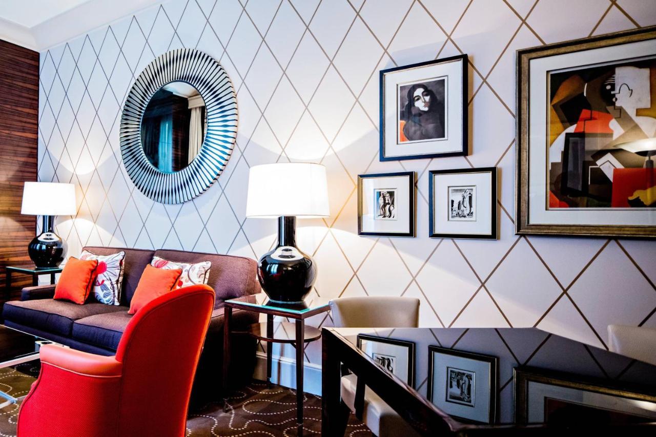 Prince De Galles, A Luxury Collection Hotel, Paris