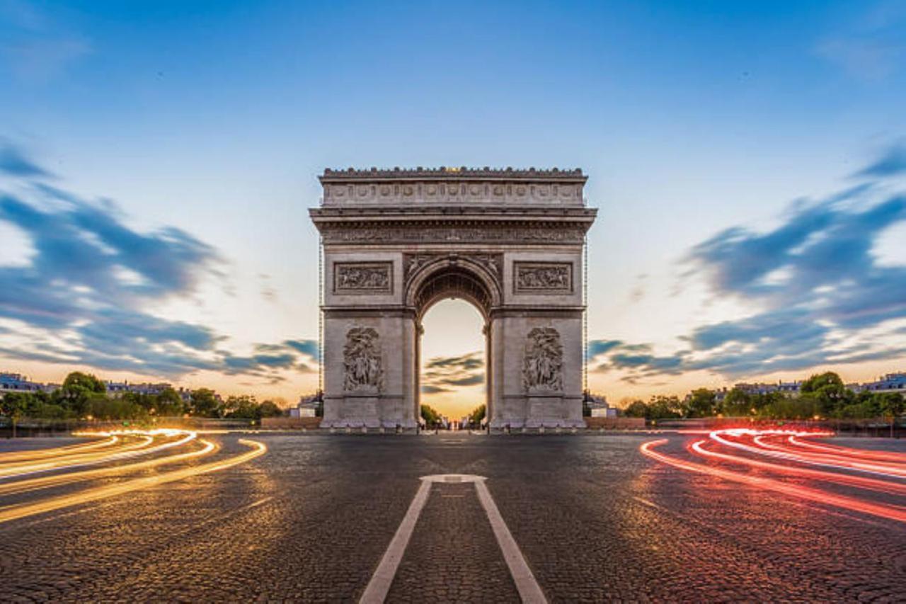 Palais De L'elysee By Ihg Hotel 4*
