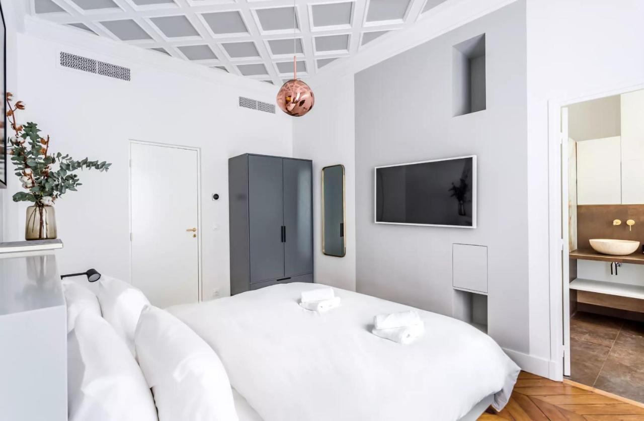 Luxury With Eiffel Tower View And Sauna Paris