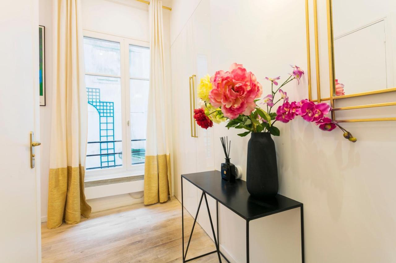 Apartment Chatelet - Louvre Paris