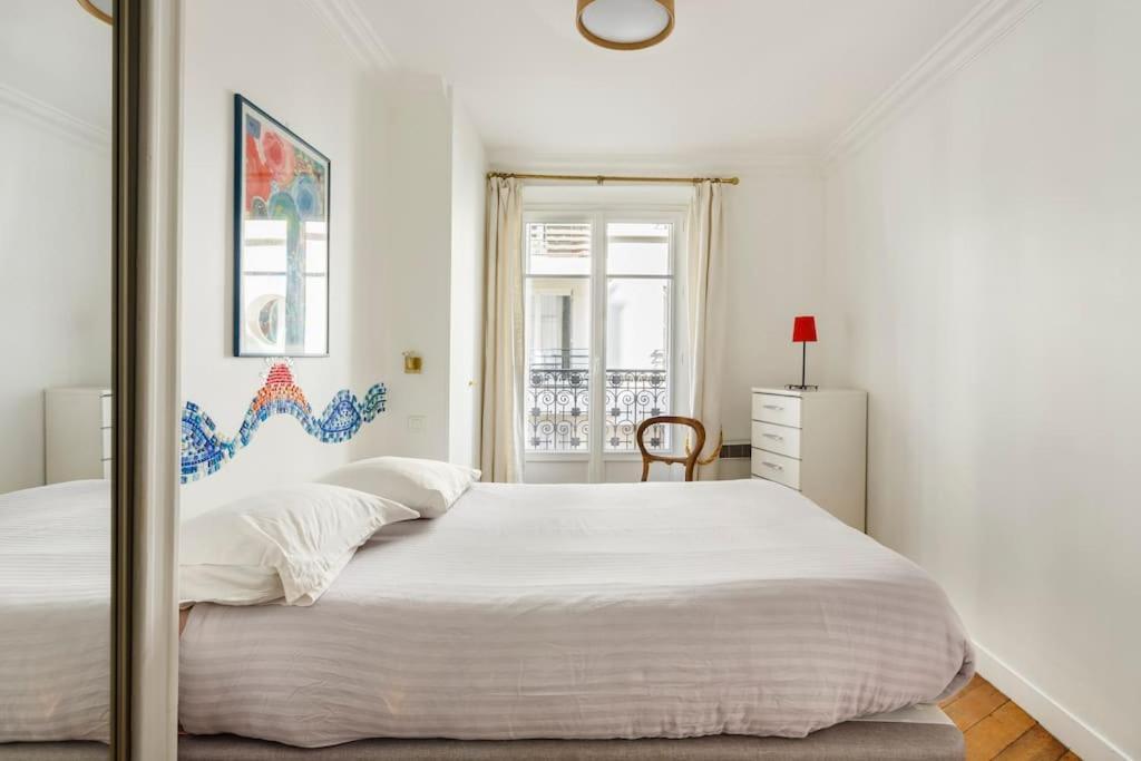Haussmannien Place De L Etoile Apartment