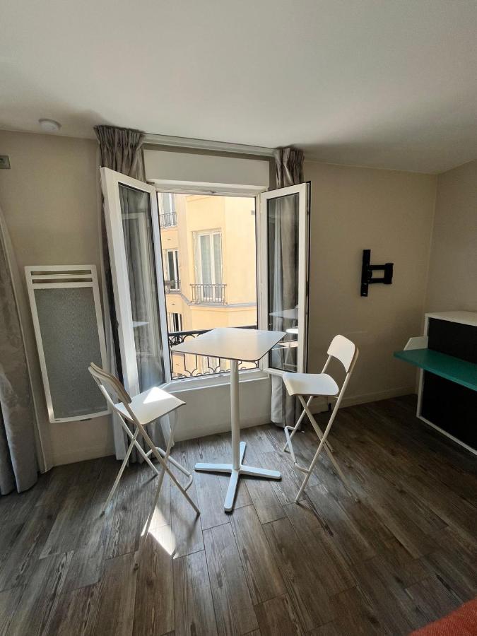 Studio & Tour Eiffel & Champ Mars Apartment Paris