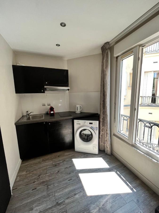 Studio & Tour Eiffel & Champ Mars Apartment