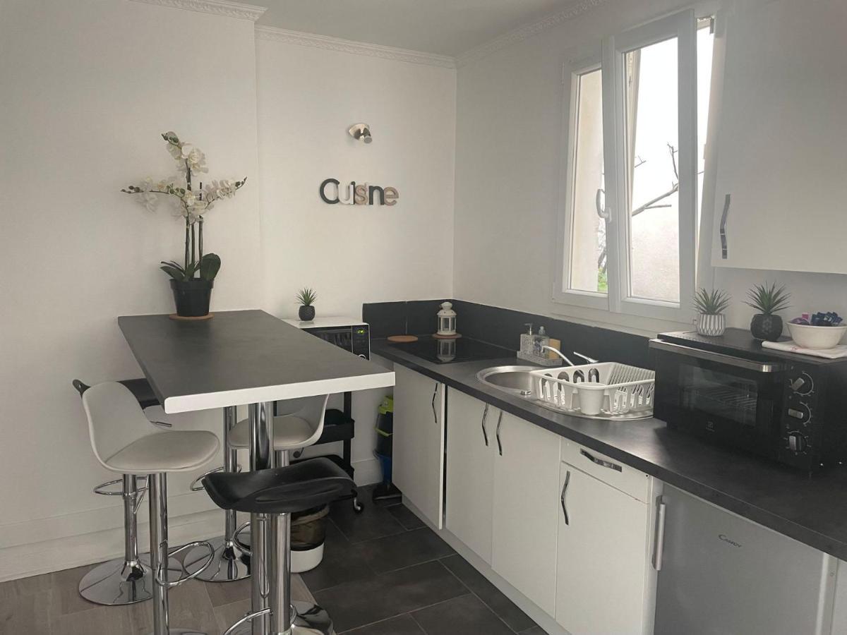 Apartment Proche Tour Eiffel 7 - 4p Paris