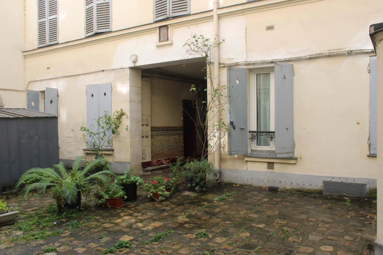 Apartamento Bright 40 M In 17th District *