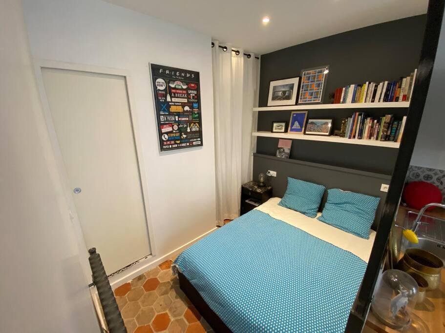 Apartment Joli En Plein Marais. Paris