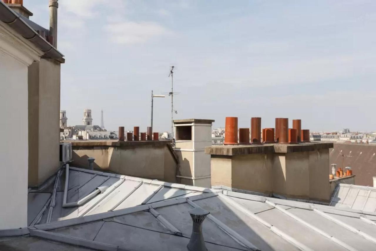 Private Center Apartment Paris