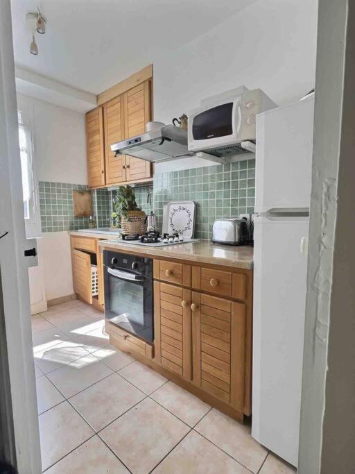Charming Eiffel Tour/invalides Apartamento *