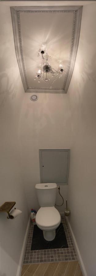 Full Loft In - 2 Single Beds For 2 - Chinatown