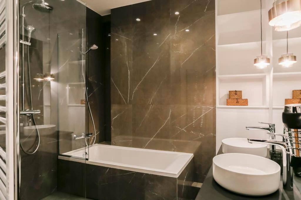 Stylish 2 Bedrooms Palais Royal Paris