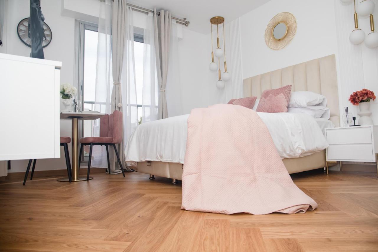 Appartement Paris' Premium Romantic Paris