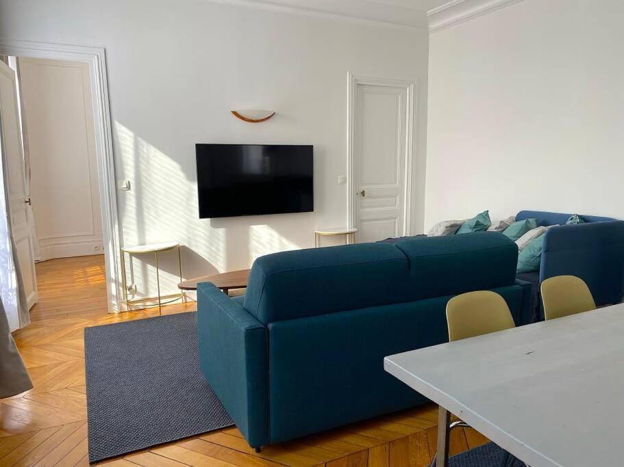 Mytripinparis - Large And Sunbathed 1br - Close To The Eiffel Tower *