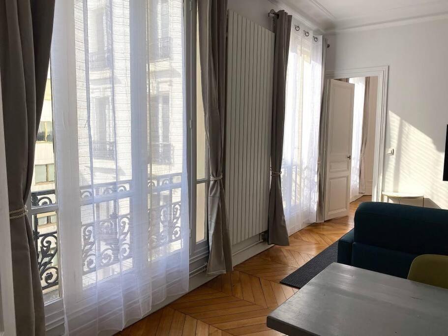 Mytripinparis - Large And Sunbathed 1br - Close To The Eiffel Tower * Paris
