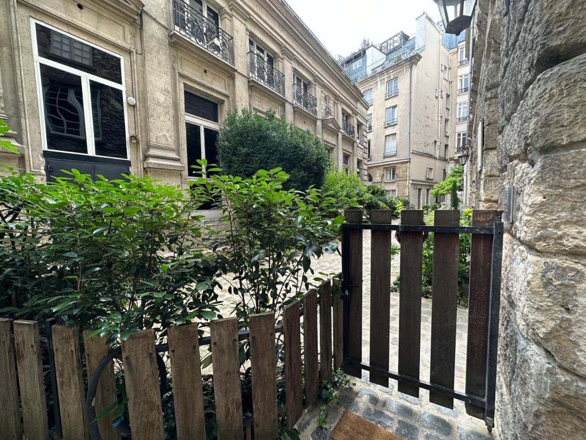 Apartment Exclusif Quartier Latin Avec Jardin, Charme Fou ! Paris