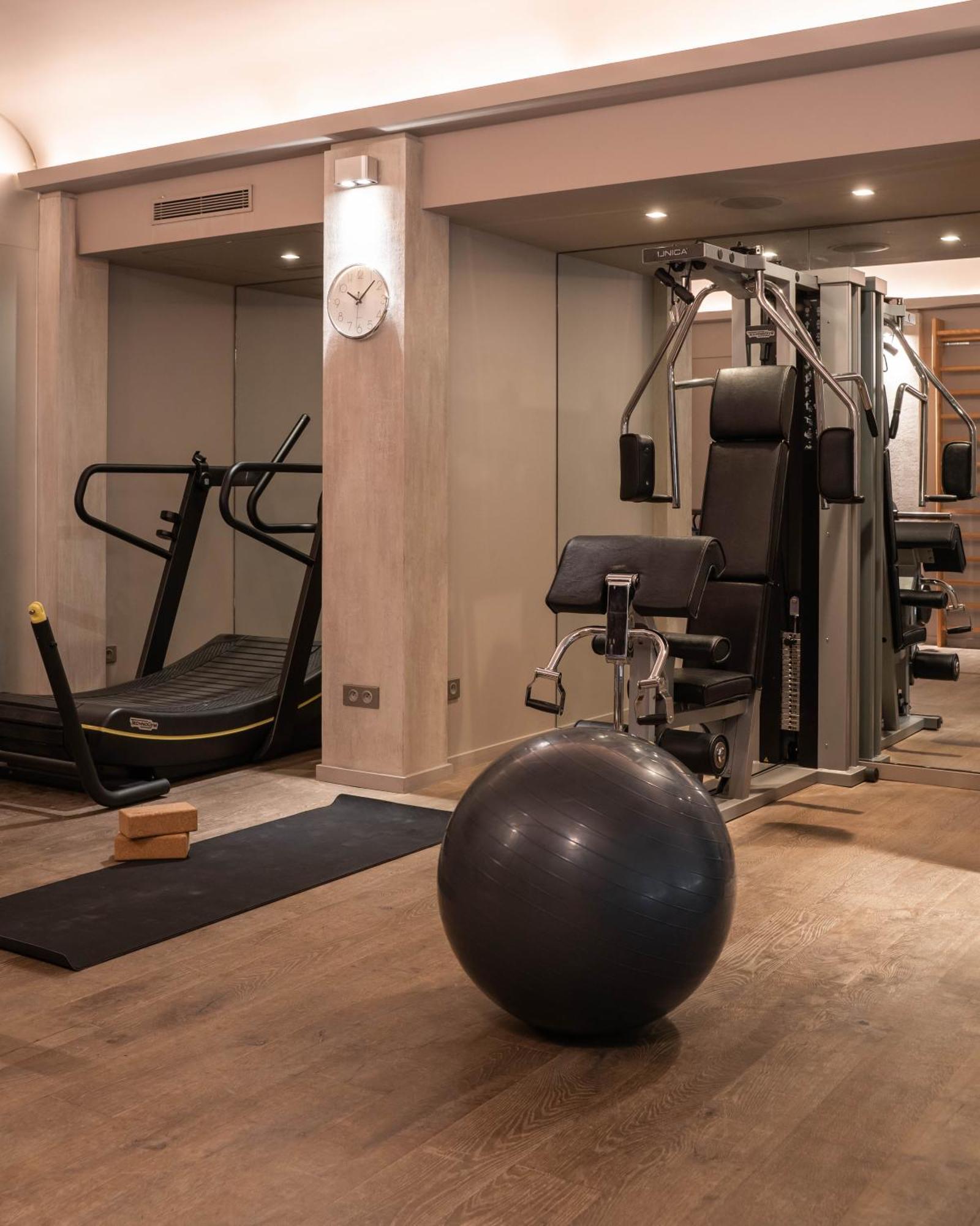Le Pavillon De La Reine & Spa, Place Des Vosges 5*