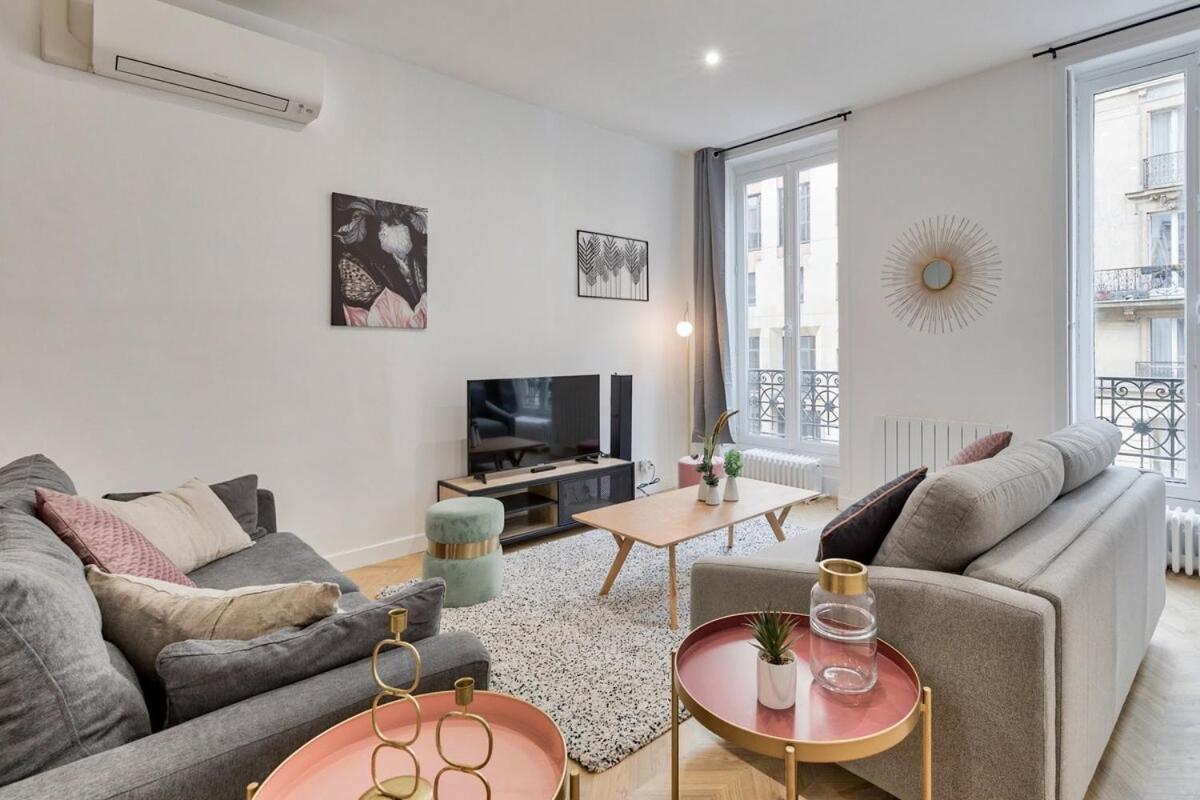 De Standing Proche Arctriomphe - 8p * Paris
