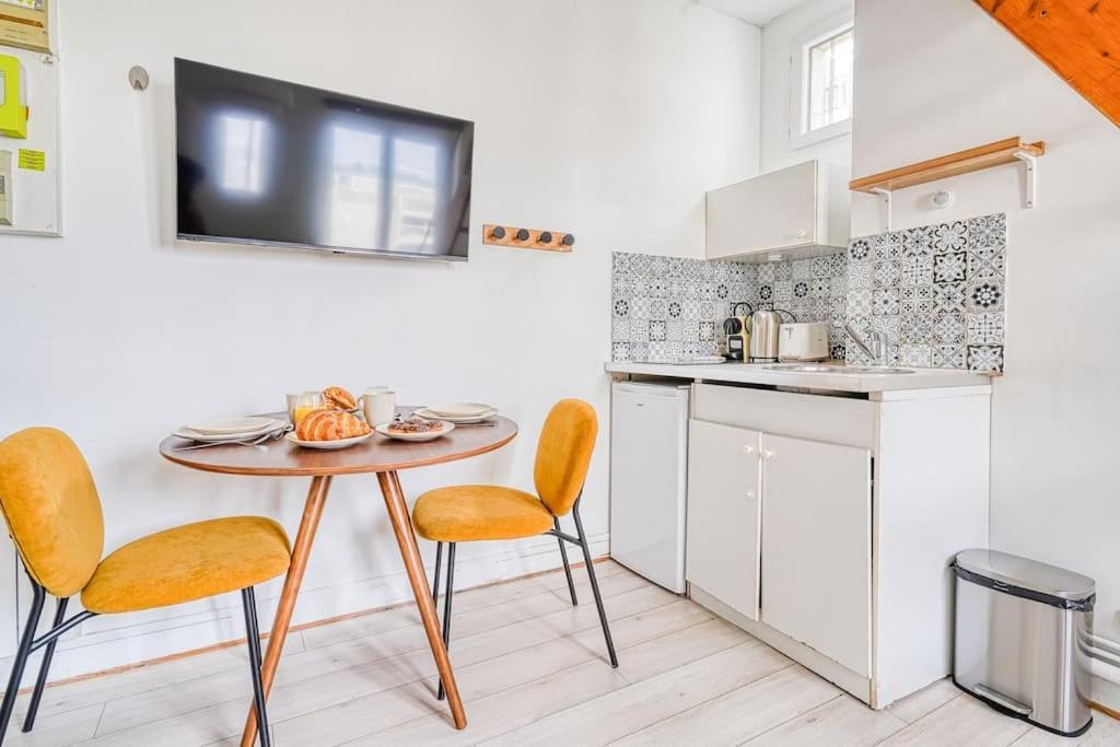 Apartment Proche Mairie Du 14e Arrondissement - Iii