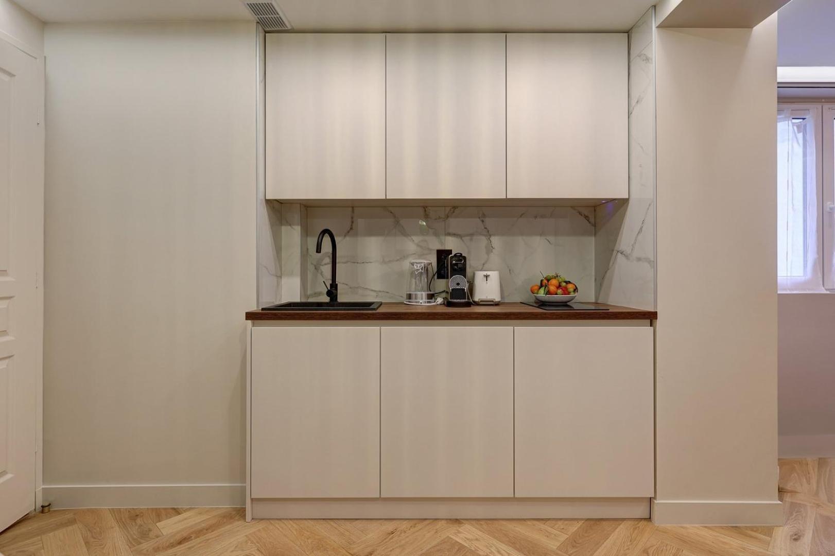367 Fondary 1 - Superb In Apartment *