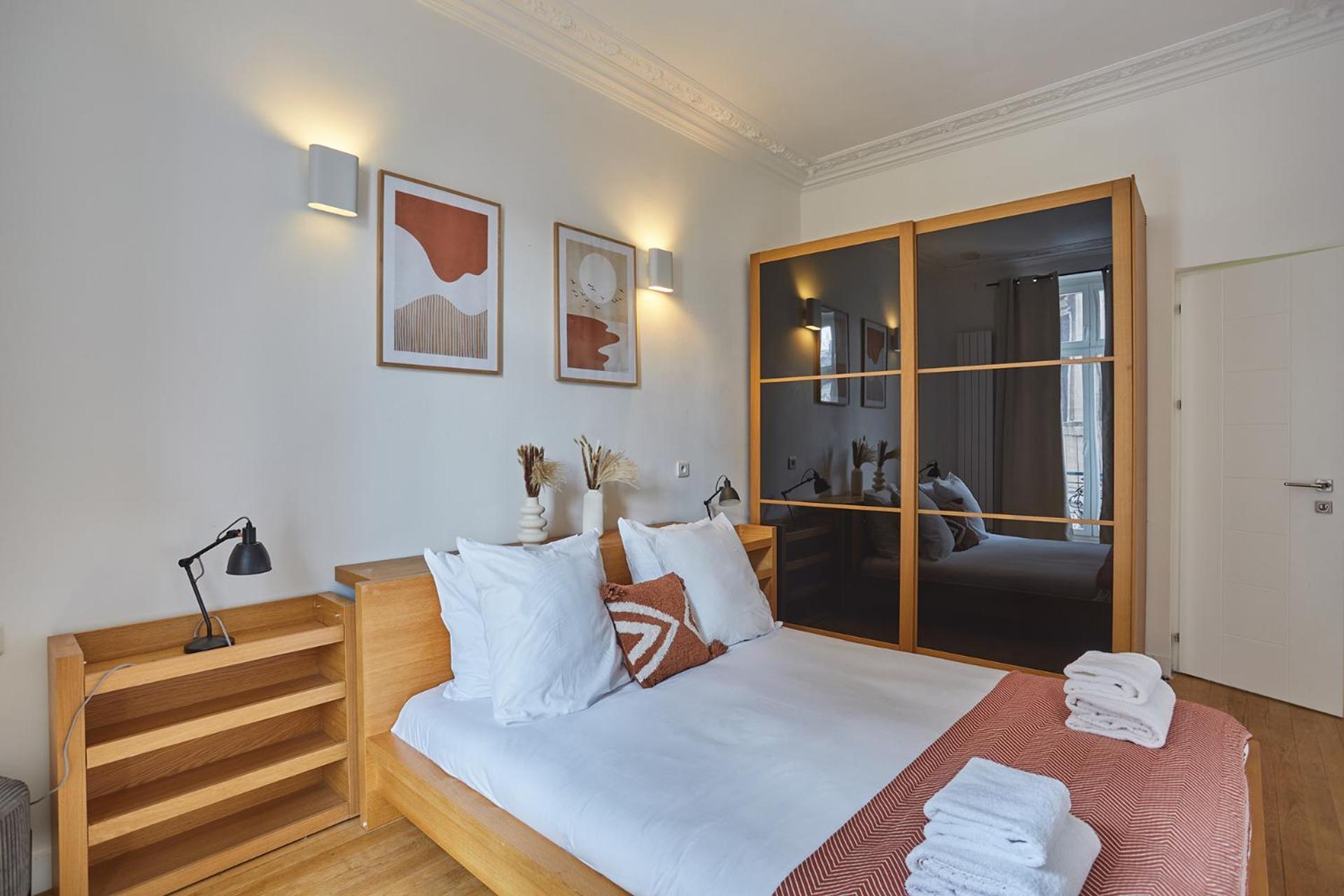 Center Of Montmartre By Prestige *