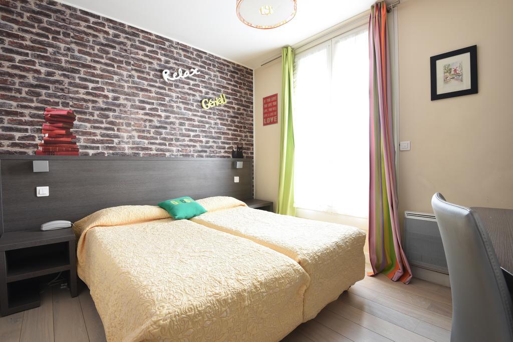 Hotel Amelie 2*
