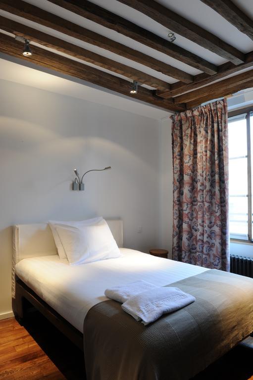 Hotel Boutique De La Place Des Vosges 3*