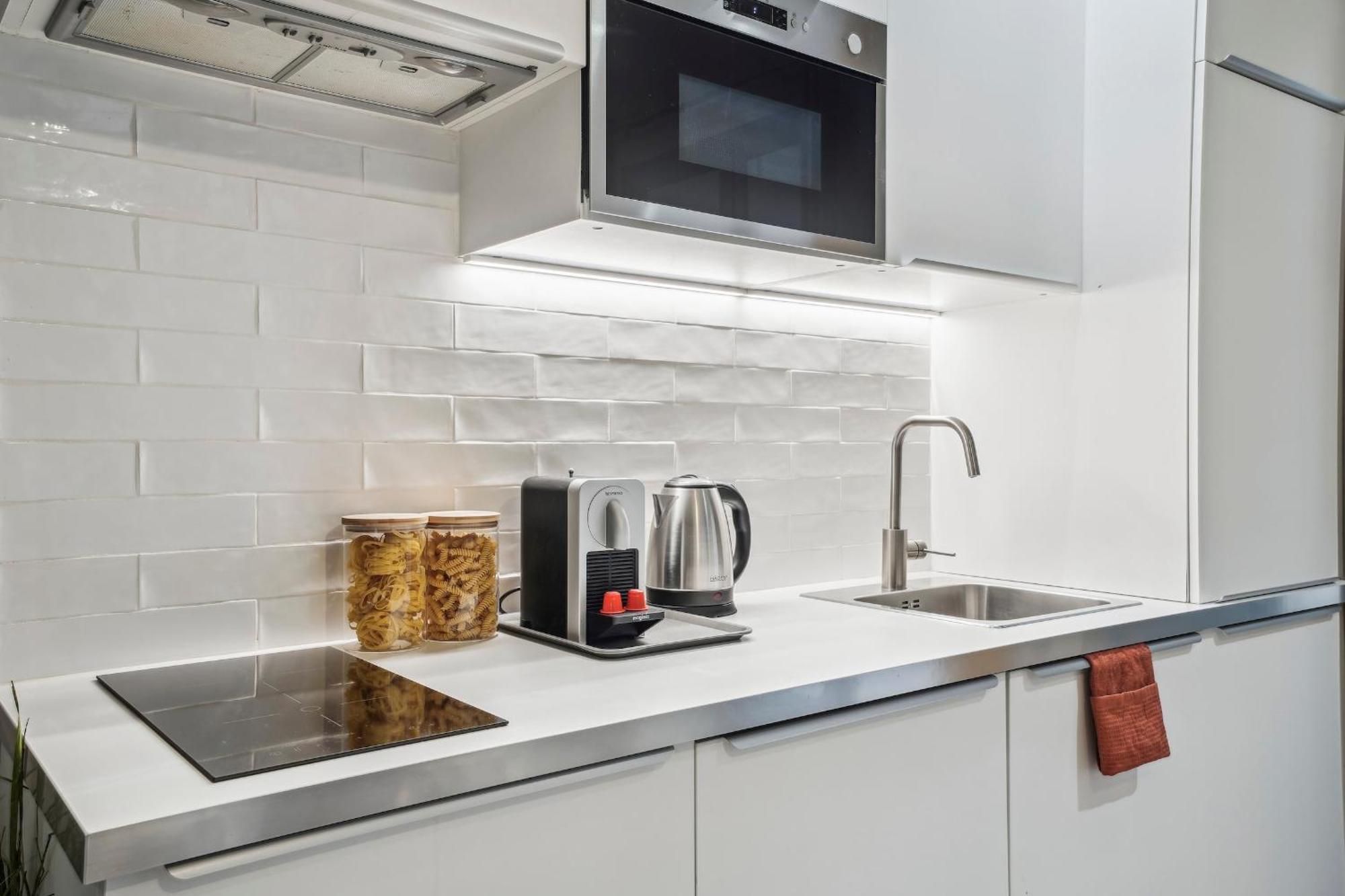 Appartement Eiffel & Invalides - Cityapartmentstay Paris