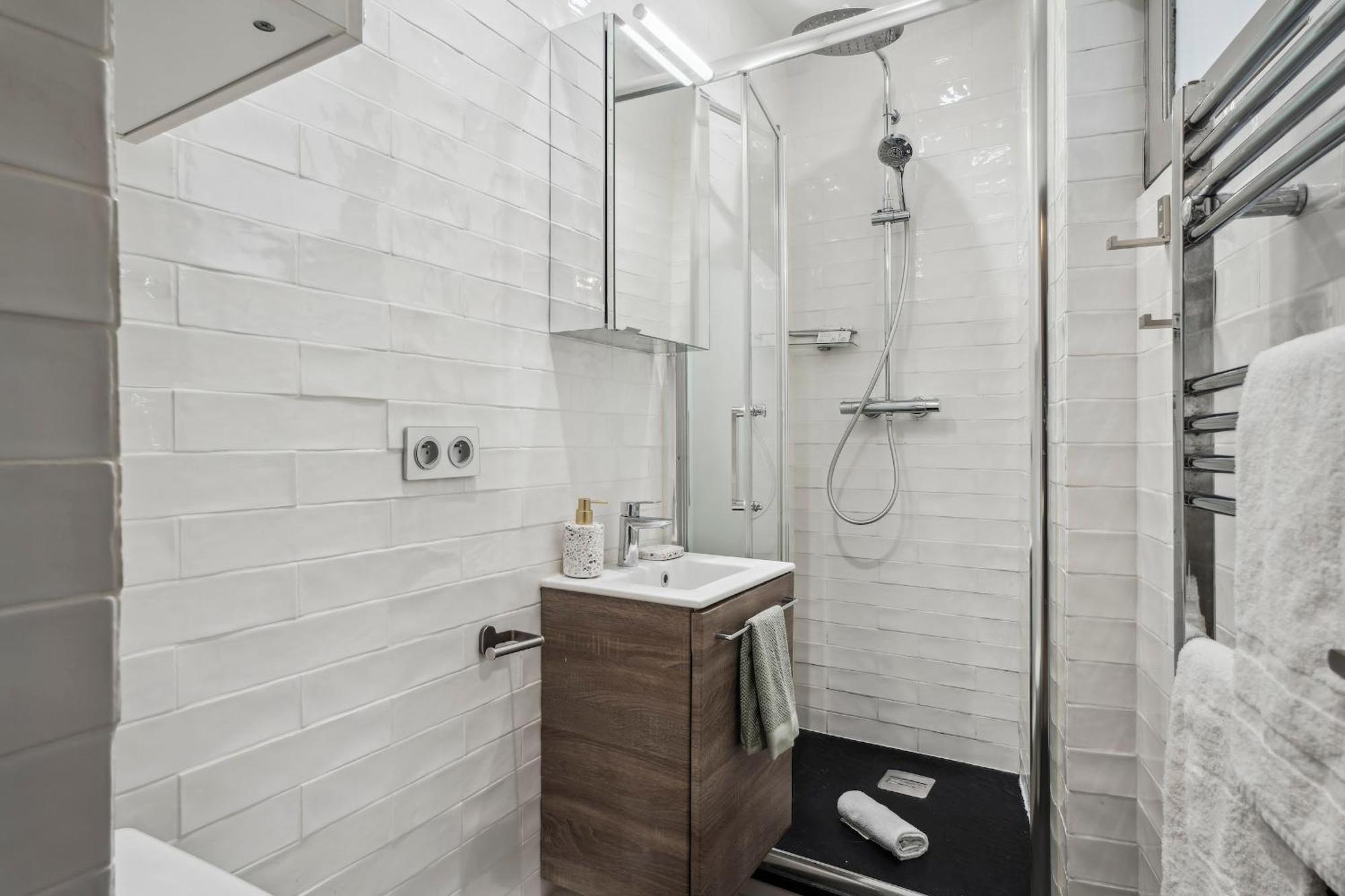 Eiffel & Invalides - Cityapartmentstay Paris