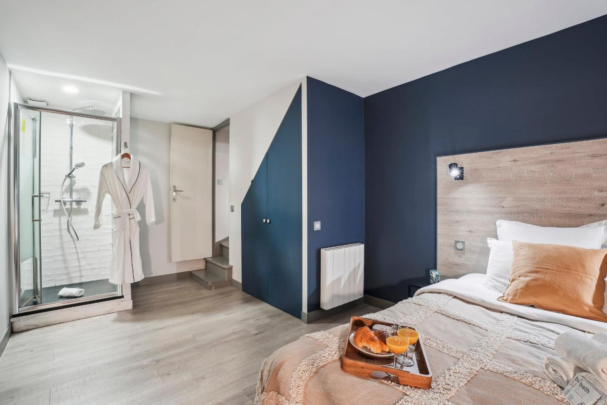 Eiffel & Invalides - Cityapartmentstay Appartement