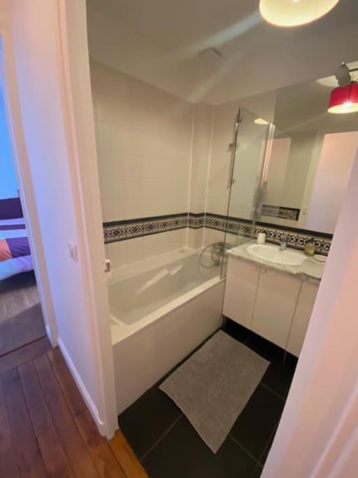 Plein Coeur Quartier Montorgueil Apartment *
