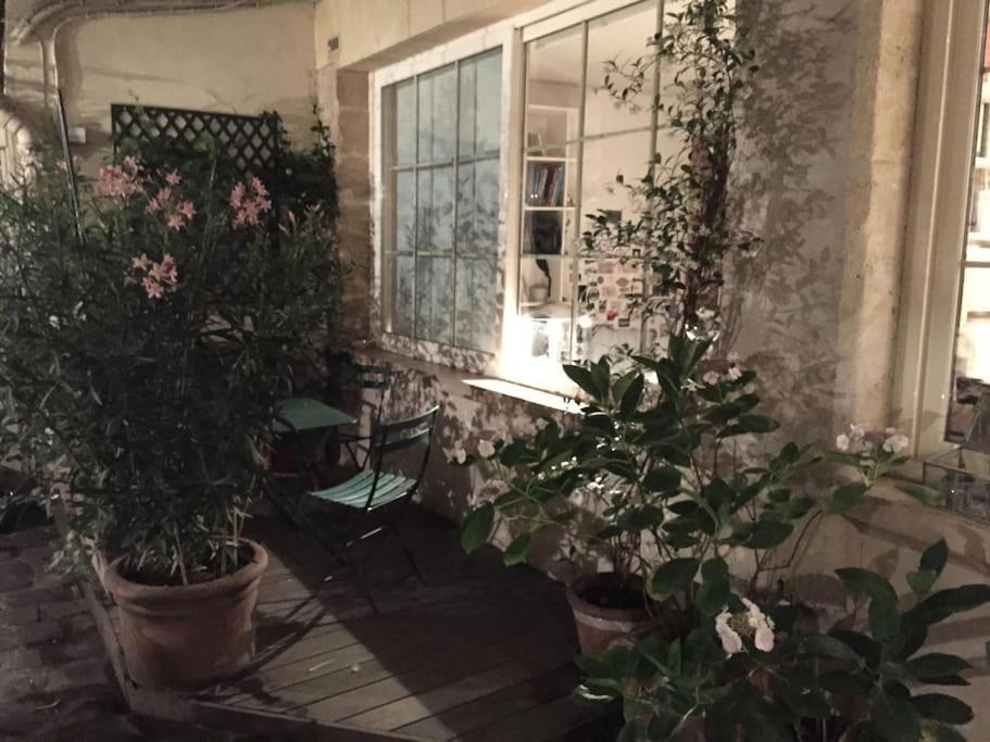 Duplex Sur 2 Etages - Le Marais - Centre Apartment Paris