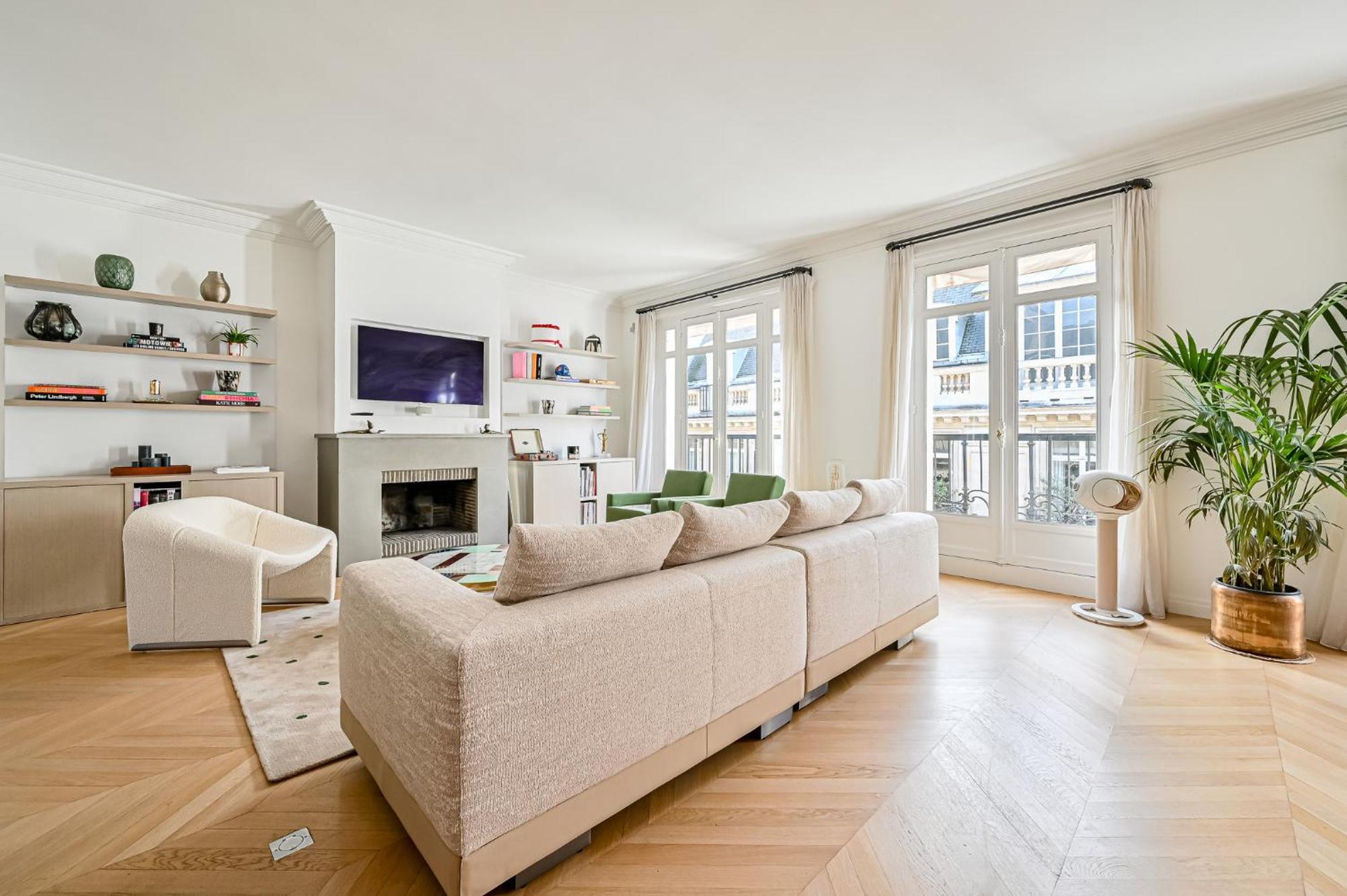 Apartment Gorgeous Eiffel Tower - Champs Elysees Paris