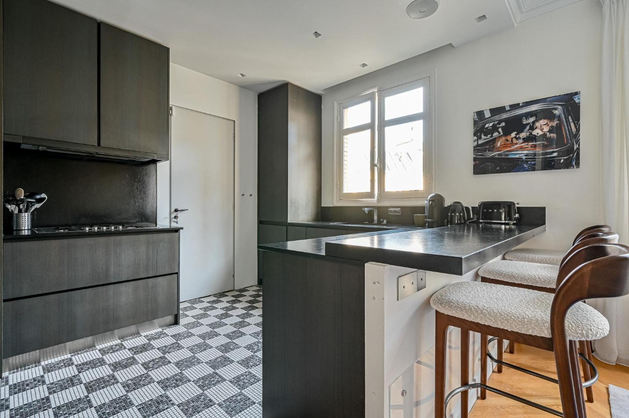 Apartment Gorgeous Eiffel Tower - Champs Elysees *