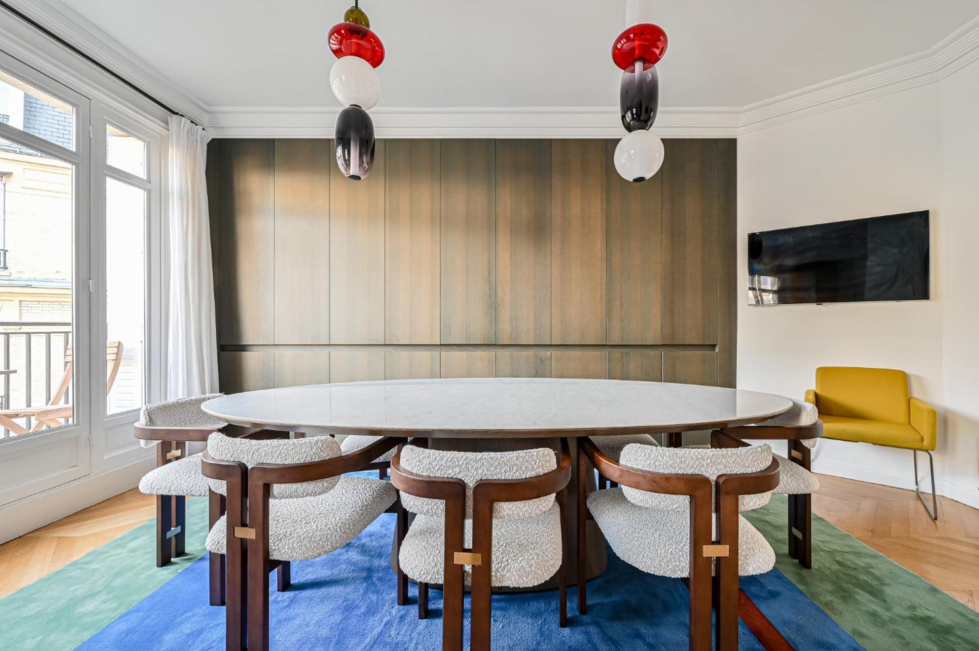Apartment Gorgeous Eiffel Tower - Champs Elysees