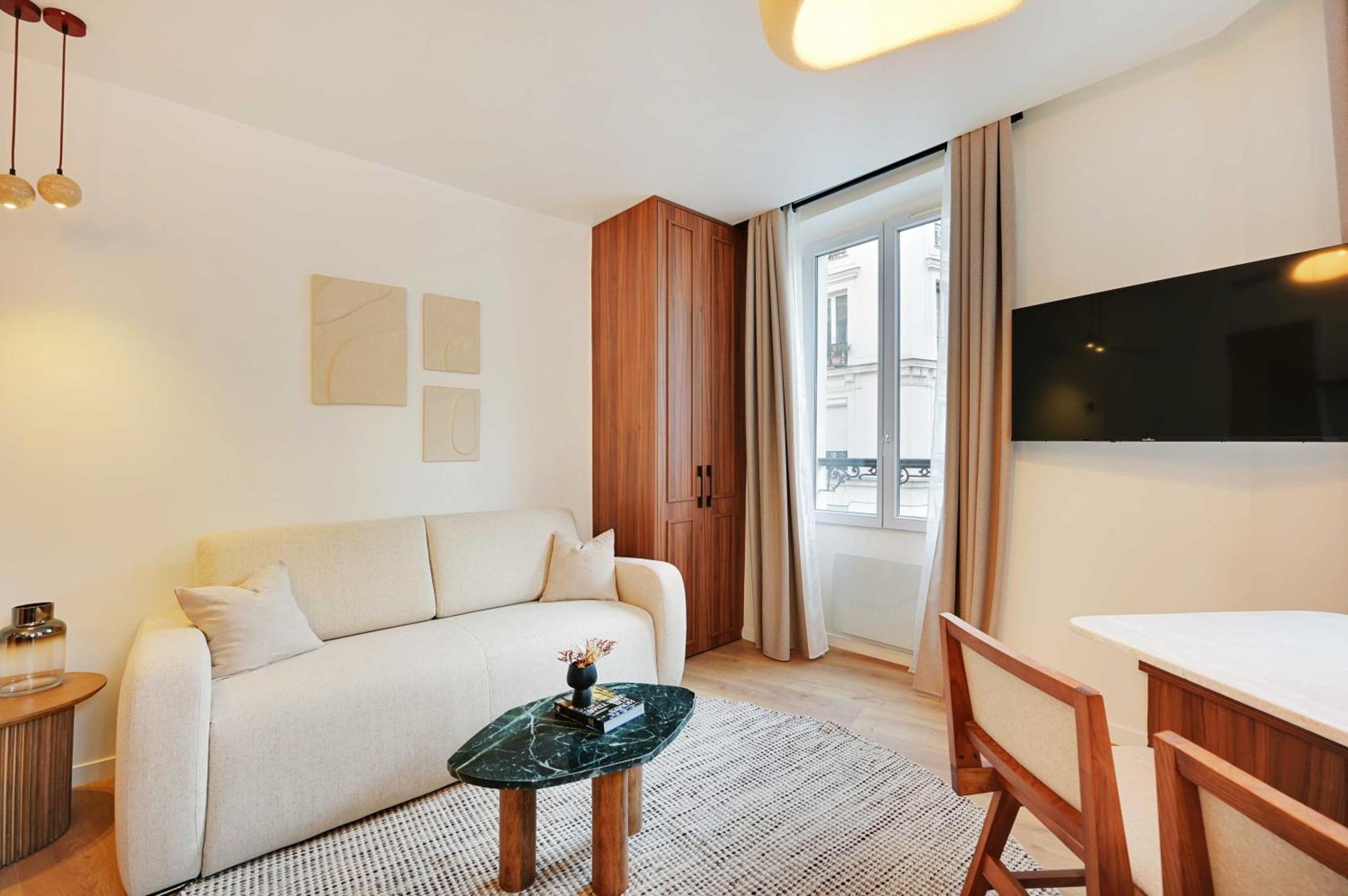 Sacre Coeur Apartment