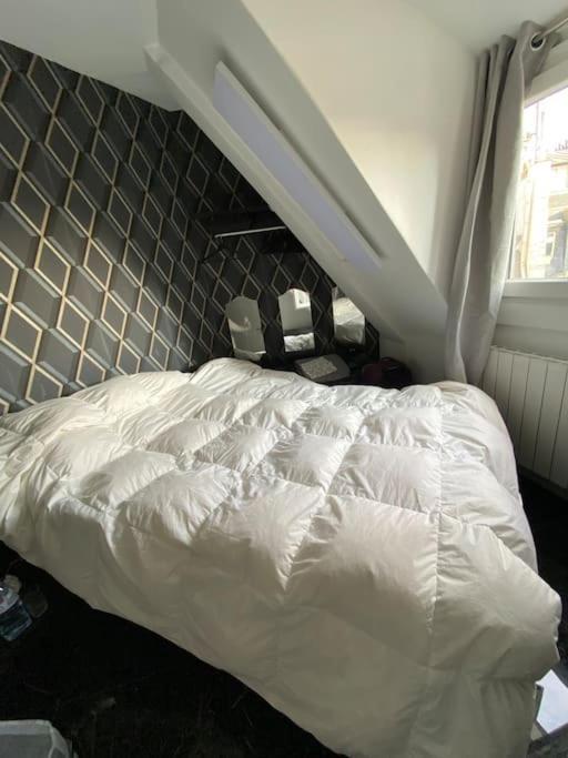 Luxe Paris-champs-elysees Apartment Paris