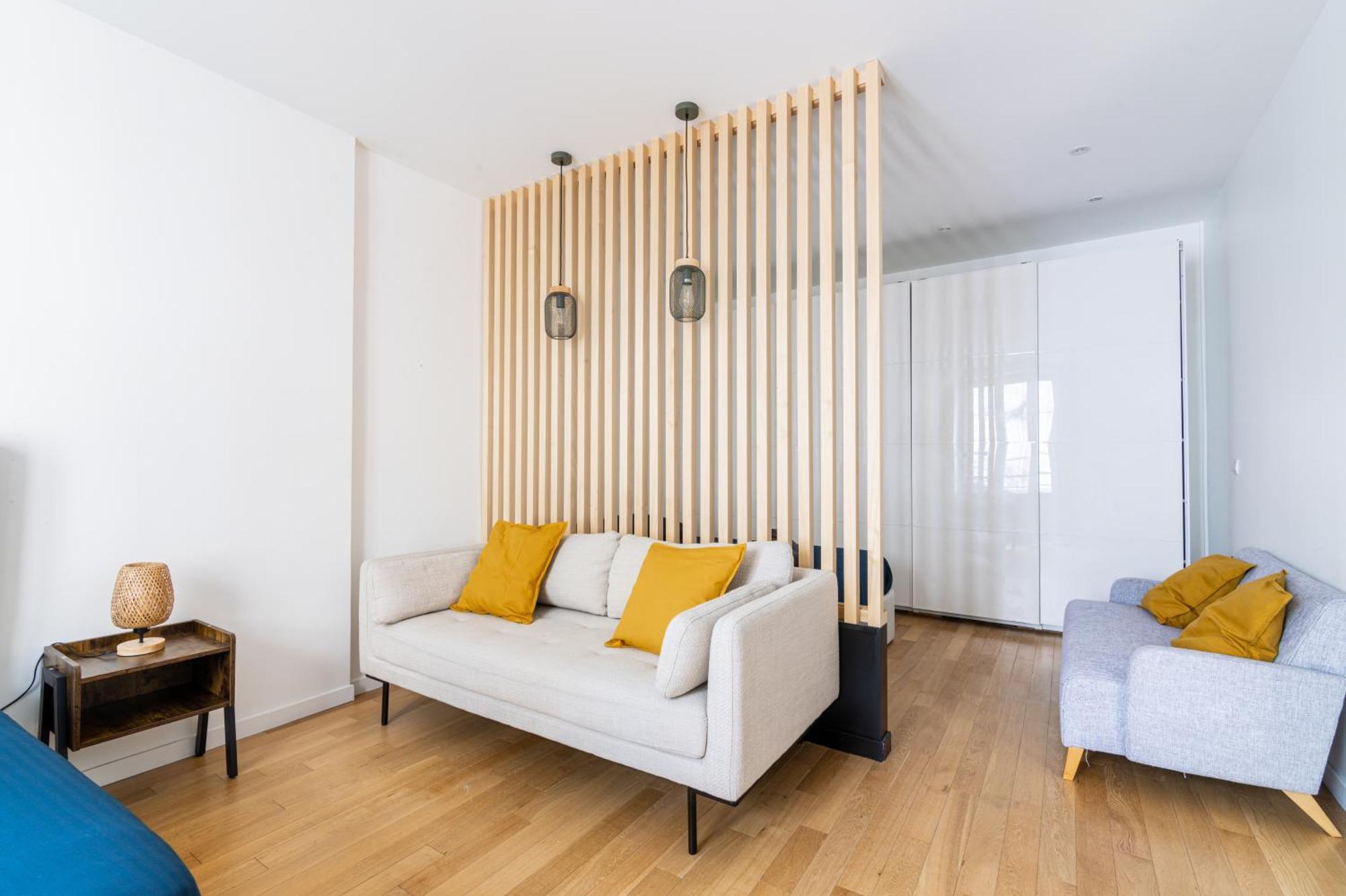 Luxurious 1 Bedroom Republique Vinaigriers Free Netflix Appartement