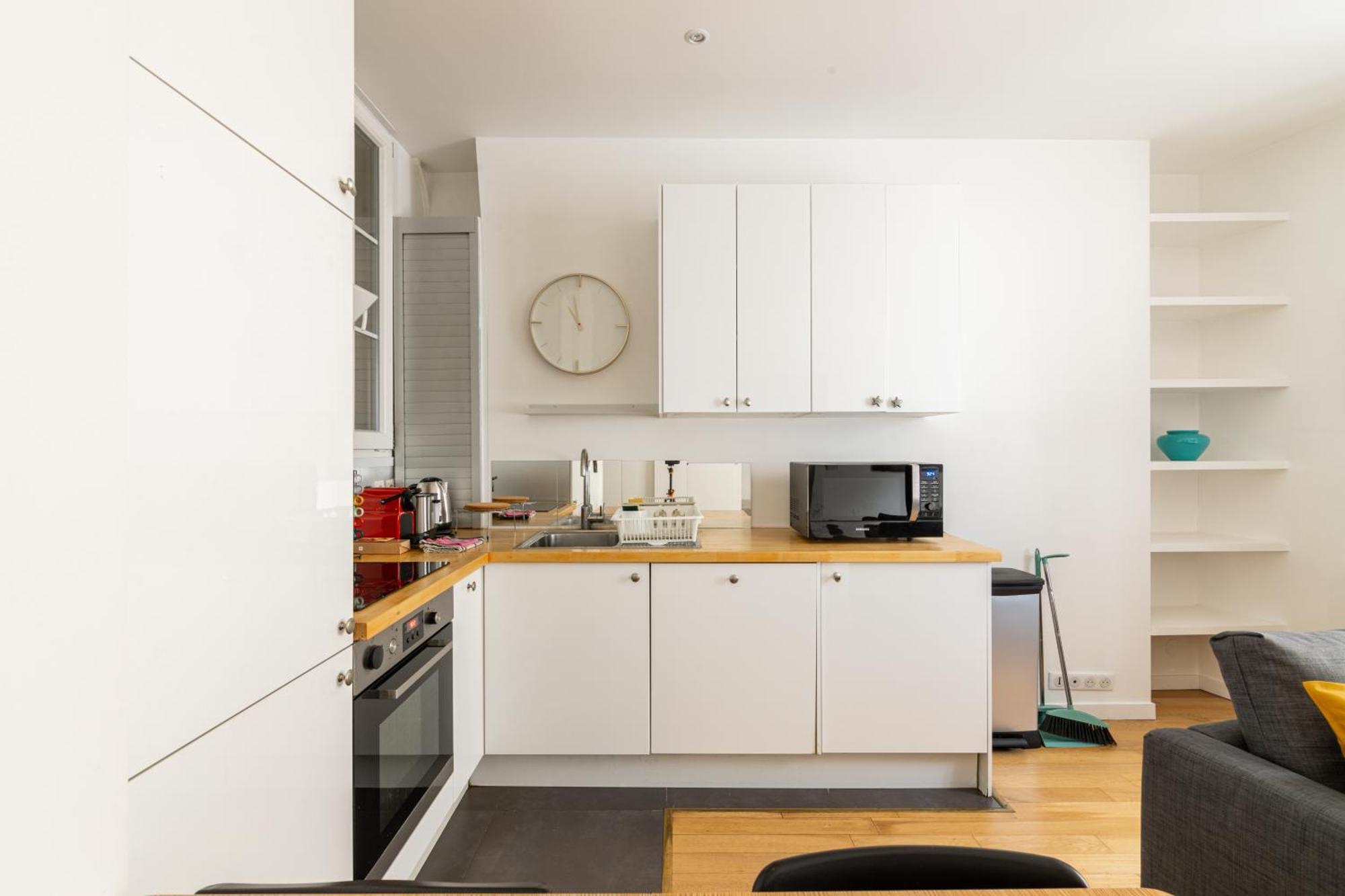 Luxurious 1 Bedroom Republique Vinaigriers Free Netflix Paris