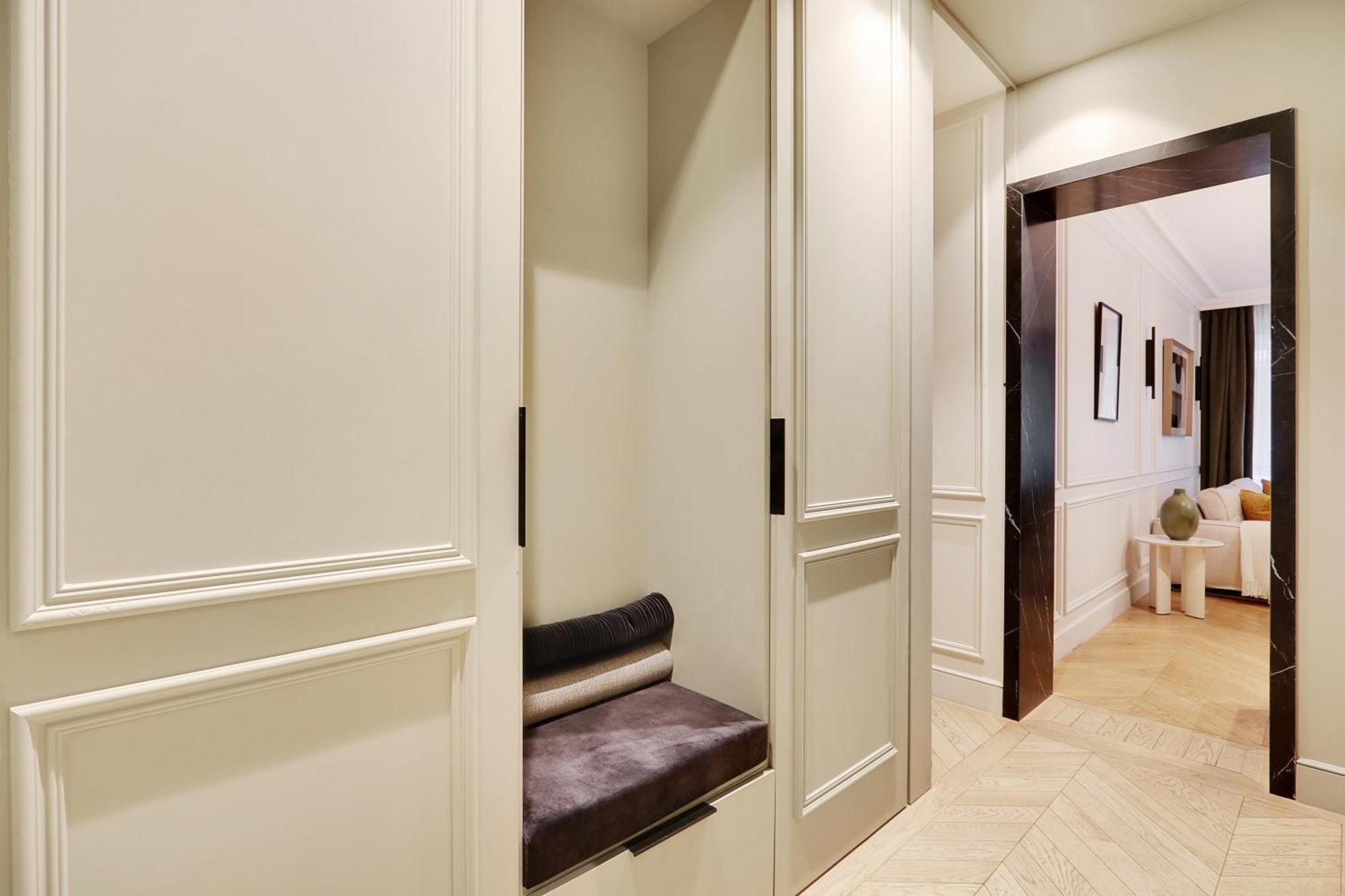 Thelander - Champs Elysees Serviced Apartamento *