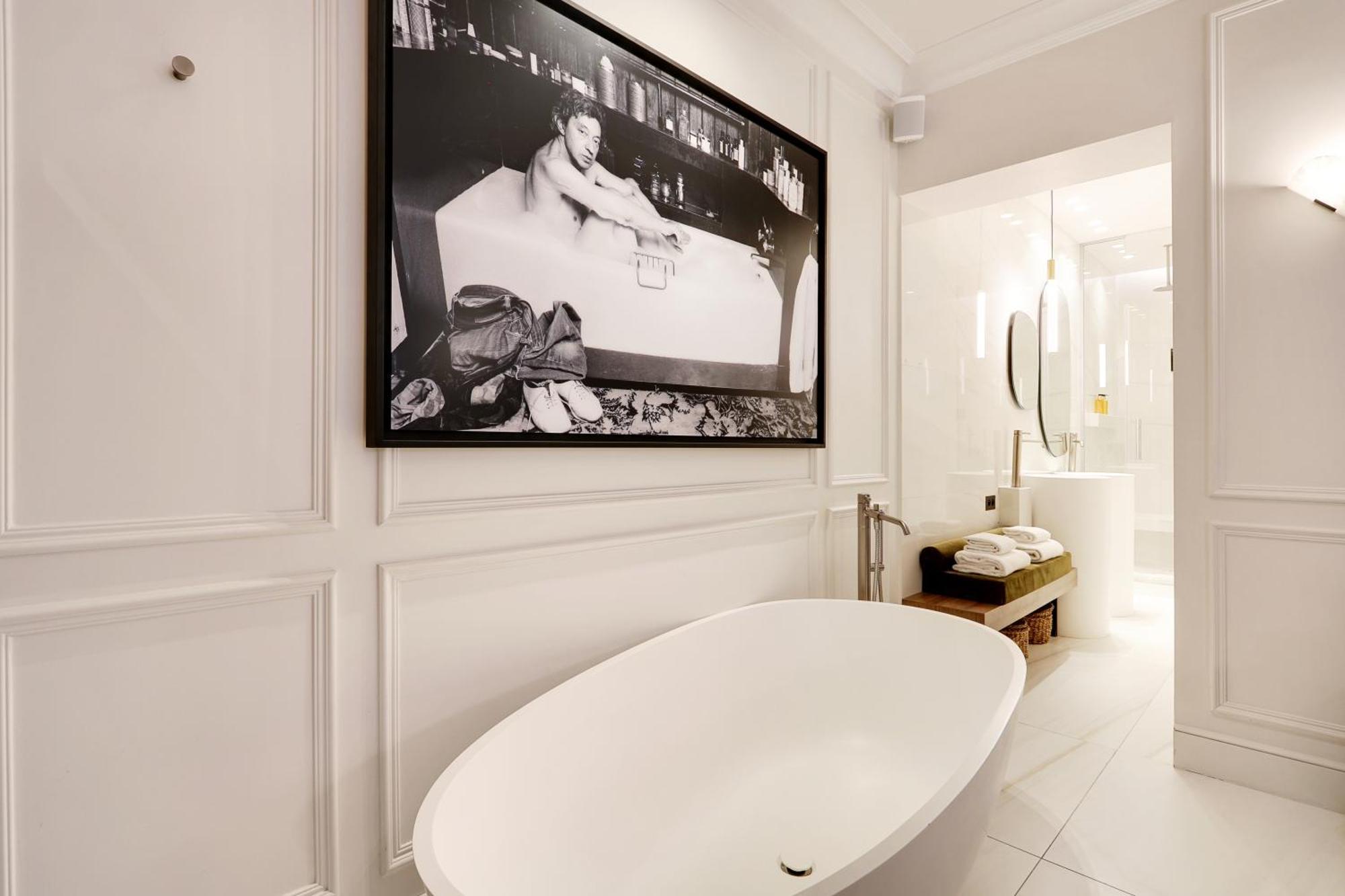 Thelander - Champs Elysees Serviced *