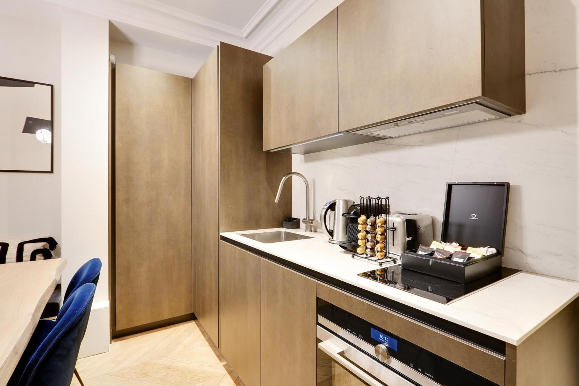 Apartamento Thelander - Champs Elysees Serviced Paris